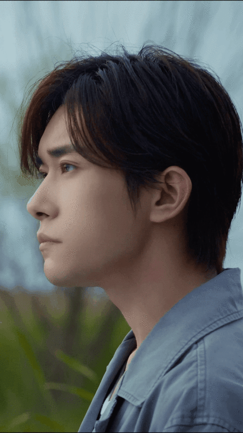 易烊千玺穿越沙漠#透过易烊千玺的眼睛,乌兰布和沙漠的变迁清晰呈现.