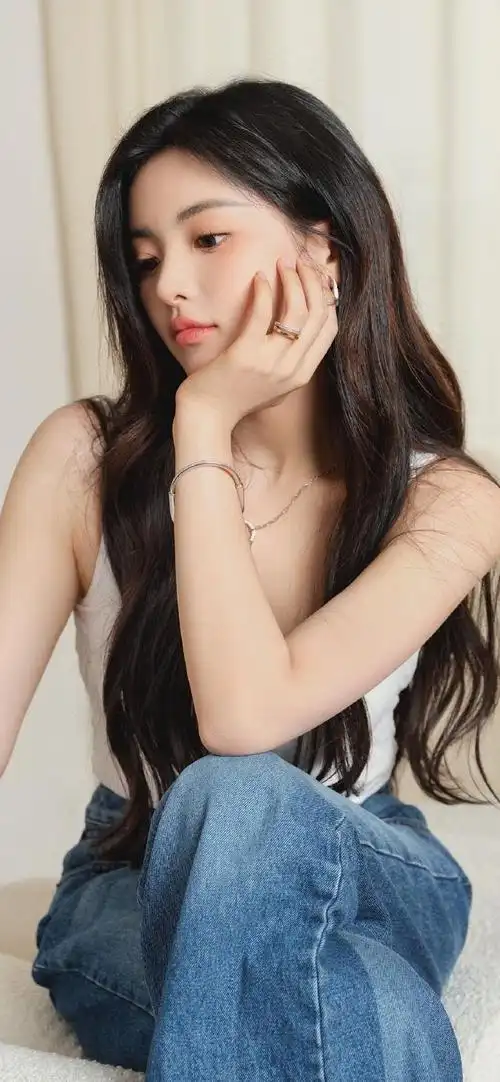 杨超越 手机壁纸 好心动啊