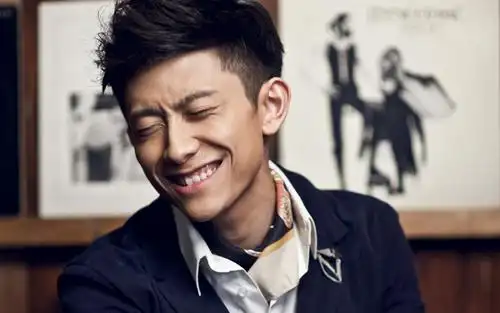 张一山时尚帅气写真,高清图片,电脑桌面-壁纸族