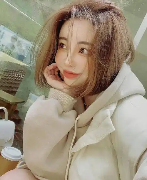 最受网红欢迎的短发!_中国_发型_形象