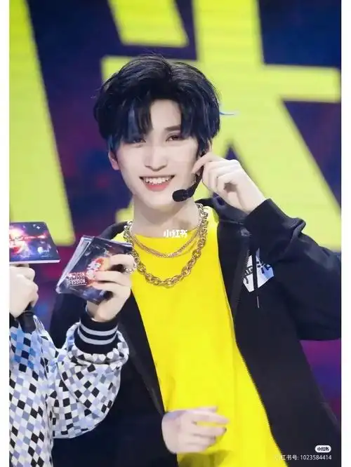 严浩翔的神仙图片个人觉得