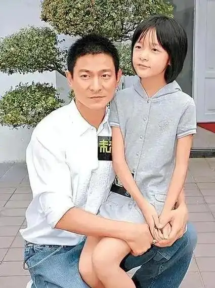 刘德华千金刘向蕙颜值爆表,娱乐圈新一代颜值担当!