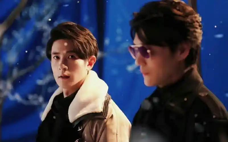 重启之深渊疑冢,剪一剪隐婚二十年夫妻的日常,季肖冰季晨黑花