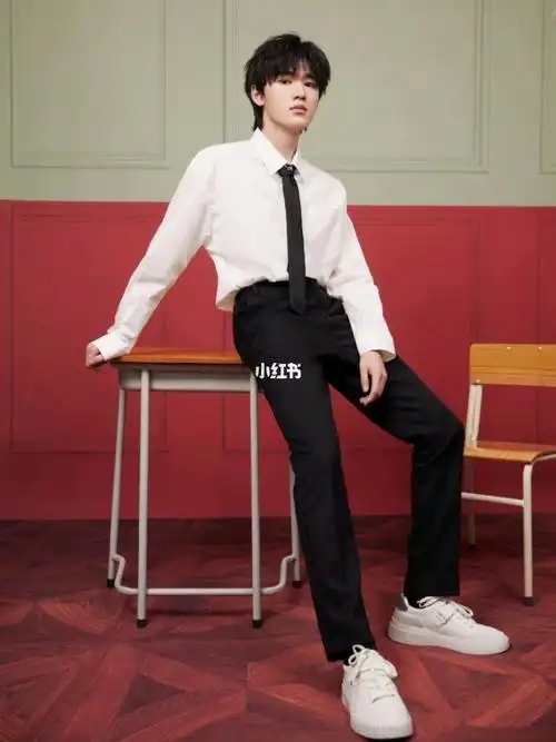 我没有长腿我特别好奇#tnt时代少年团  #时代少年团宋亚轩  #宋亚轩