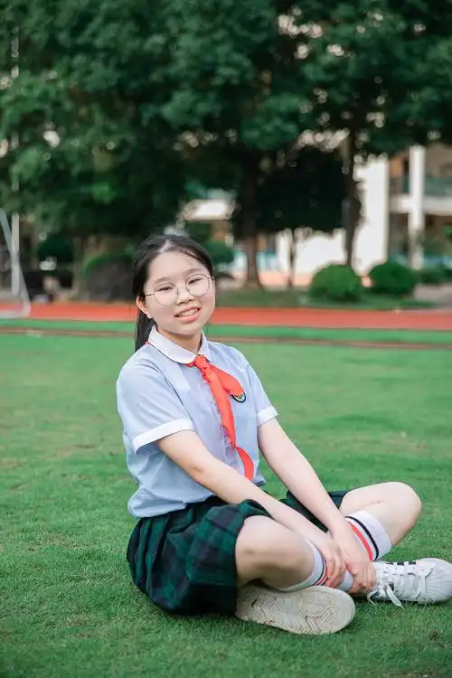 学院路小学毕业照——个人写真照