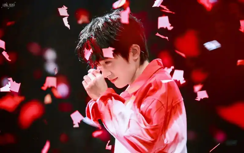 易烊千玺,想千玺的第数不清天…_哔哩哔哩 (゜-゜)つロ 干杯~-bili