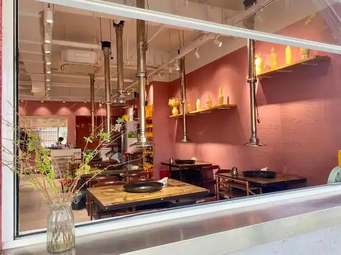 90后小姐姐邱森森喊你吃烙锅啦地道贵州味那种