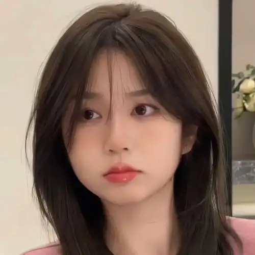 圆脸女性到底适合什么样的发型呢?怎么才可以显脸小又减龄?