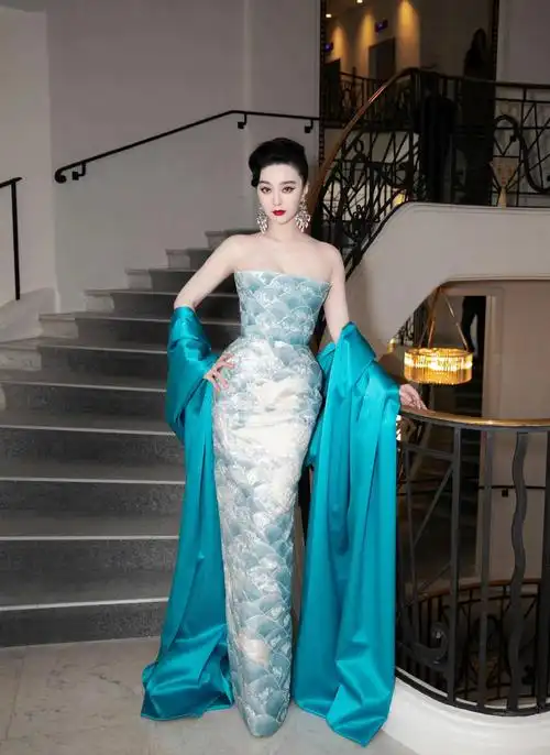 范冰冰戛纳16套装礼服的美貌排名 - 114货源网