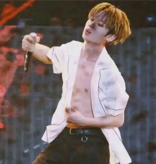 【热议】蔡徐坤做形象大使,nba也败给了流量小鲜肉?