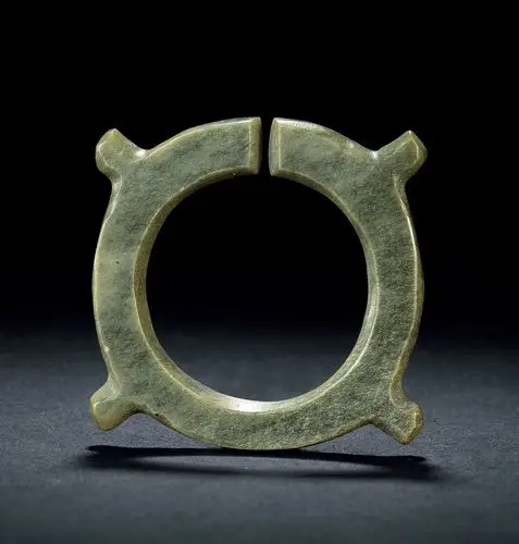 1096卑南文化青玉玦