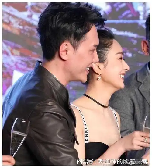 离婚3年,再看赵丽颖和冯绍峰的"较量",两人差距一目了然