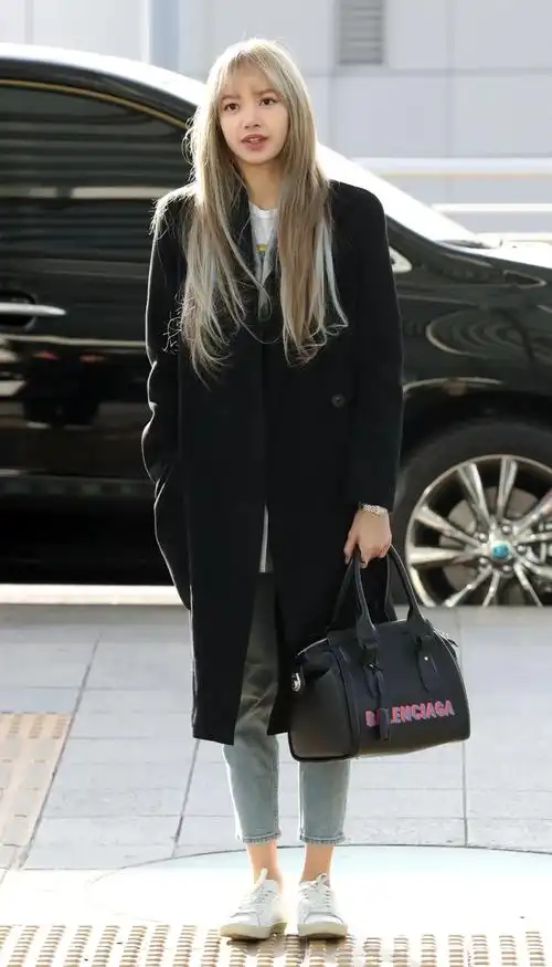 彩虹屁|想看韩国明星街拍的,一篇"blackpink私服赏" 送给你们!