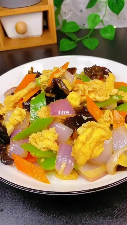 一个家常小炒菜就有五种营养菜简单又下饭厨房小白一定要试试哦