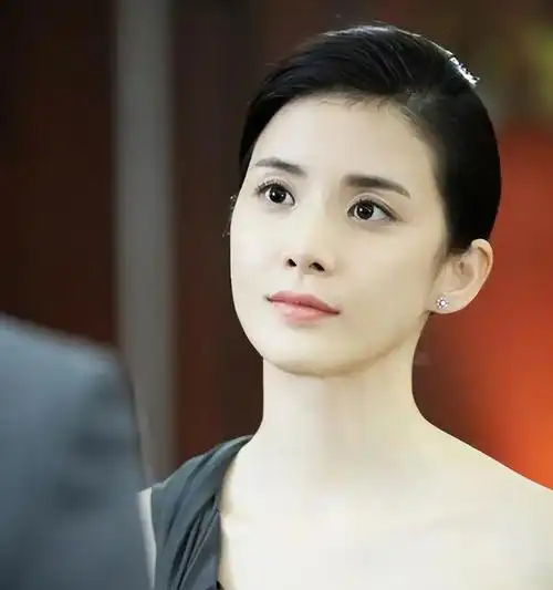 70后女明星名单(70后女明星名单大全)-独家报道