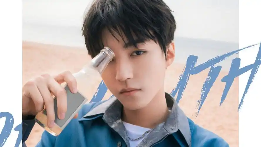 董子健x刘昊然x王俊凯恰好是少年海边大片曝光少年感十足