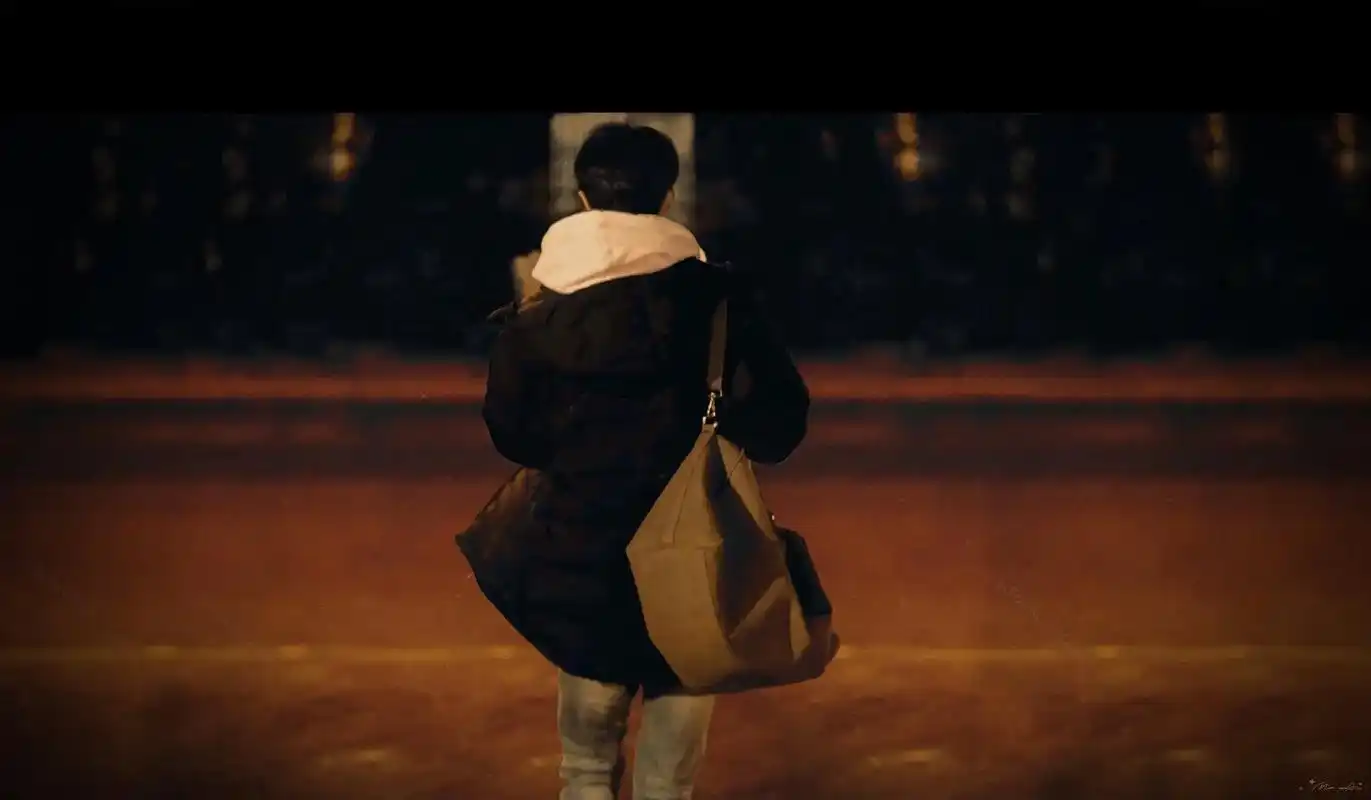 背影 #向全世界安利 #肖战 肖先生真正做到了"下次见面, - 抖音