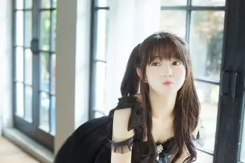 韩国第一美少女yurisa近照 暗黑风格的哥特式小萝莉