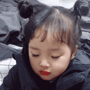 崔雪莉用行动告诉你什么是水蜜桃女孩