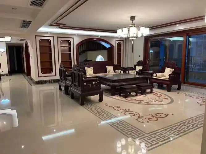 誉峰360平带室内泳池户型大平层