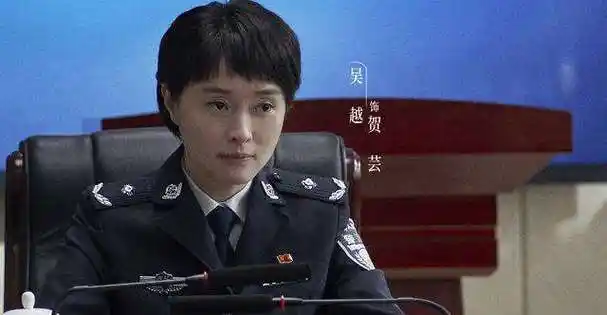 近日,在《横扫黑色风暴》中,通过公安局打黑办副主任何云一角,将一个