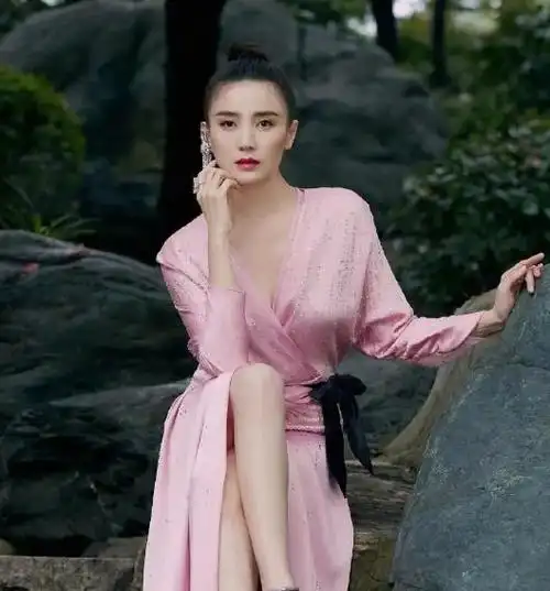 演员宋佳:我没结婚,不代表没伴侣,婚姻不是女人唯一的归宿