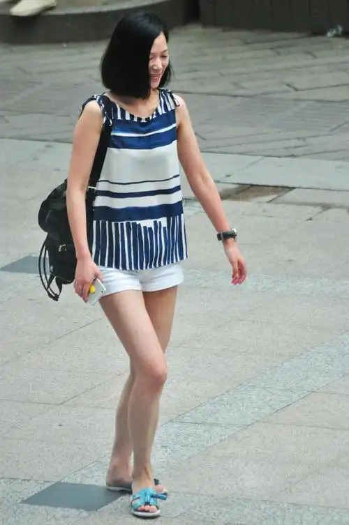 街拍路人2-边走边拍-手机随手拍-杭州19楼