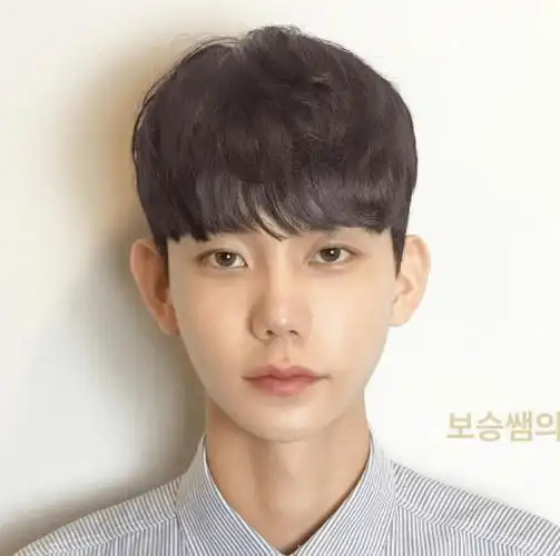 男士齐刘海发型