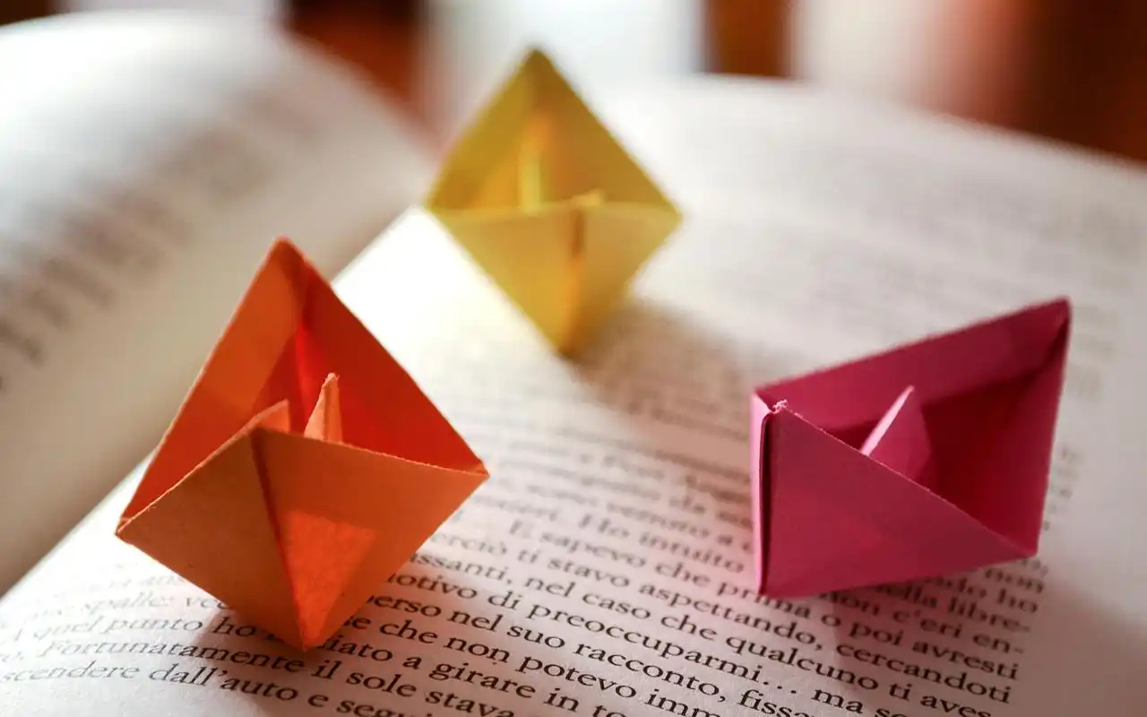 温暖治愈系纸船唯美图片电脑桌面壁纸高清