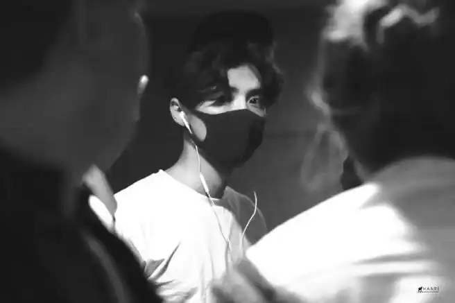 正反戴帽子感觉好不一样  rm太脏了,来jh一下