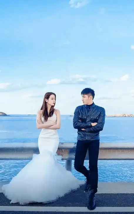 迪丽热巴必追剧!