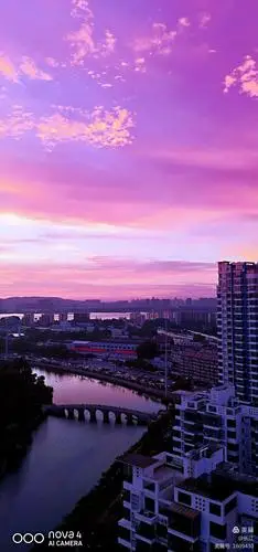 五彩云霞空中飘(一天的云)