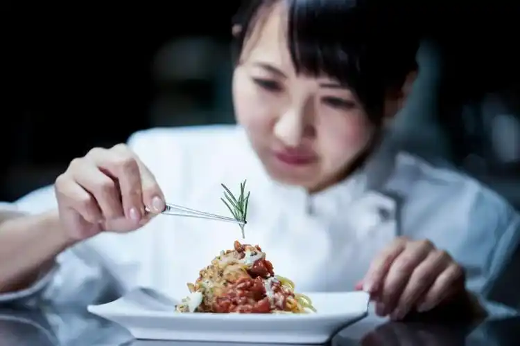 厨师掌握这几点摆盘基础技巧菜品颜值直线上升