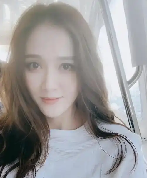 陈乔恩爱是零食不是粮食一个人的强大就是自由的底气