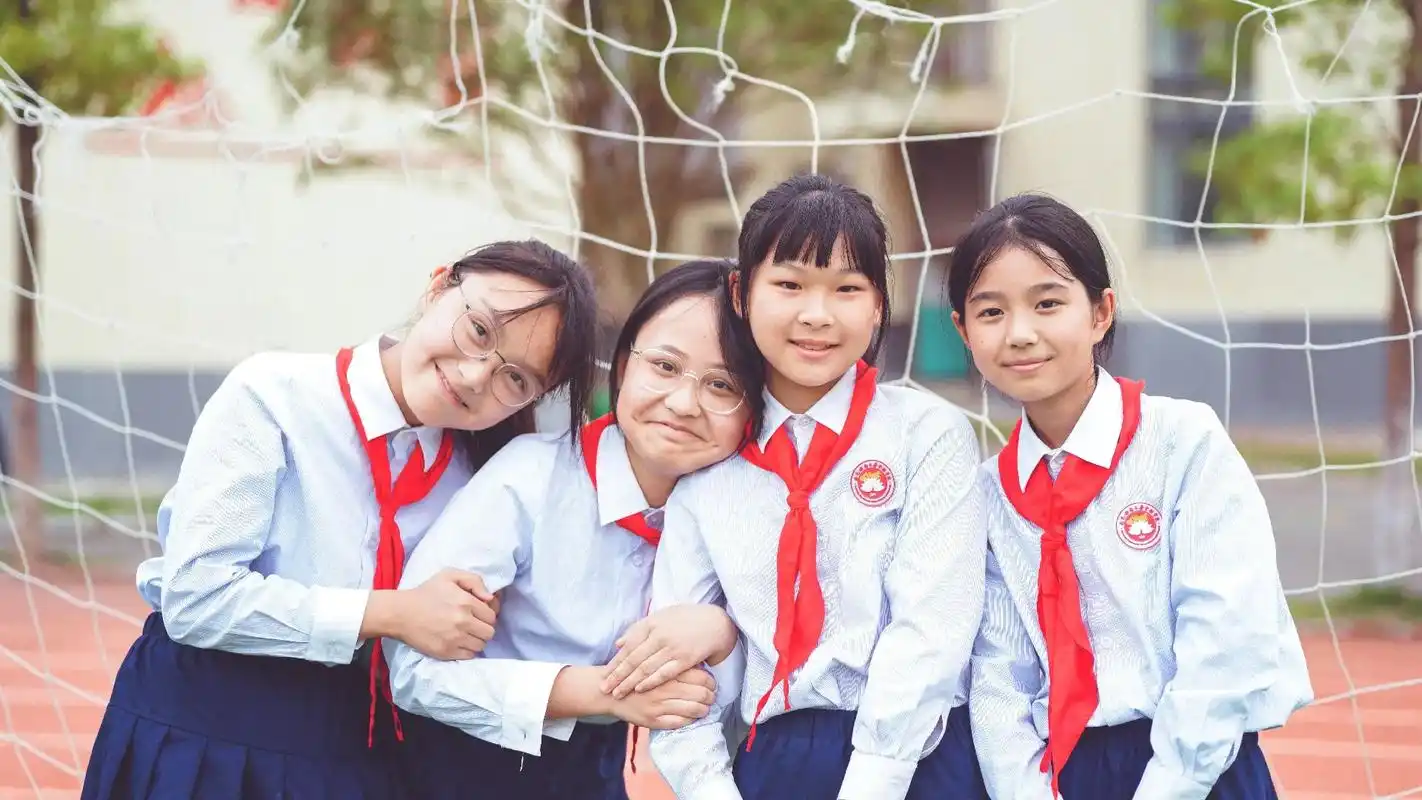 摄影 #毕业照 #毕业 #六年级 毕业快乐~ - 抖音