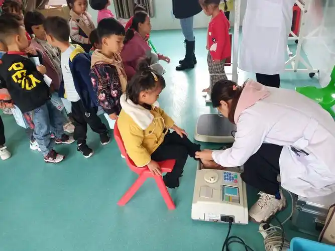 蒙自市余家寨幼儿园2020年度10月份幼儿全面体格检查