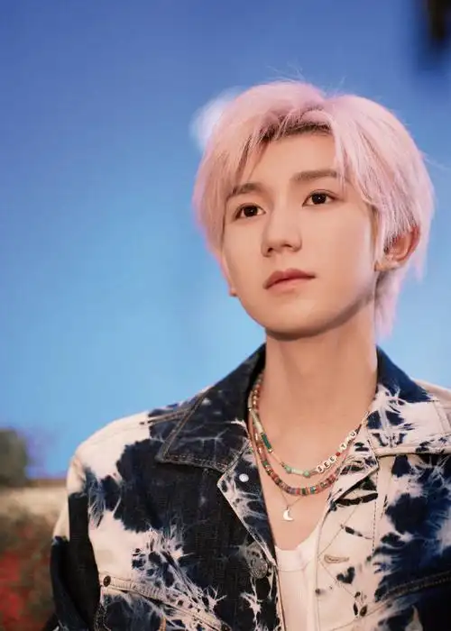 王源献唱疯狂元素城主题曲mv上线##王源新歌下个路口mv上线