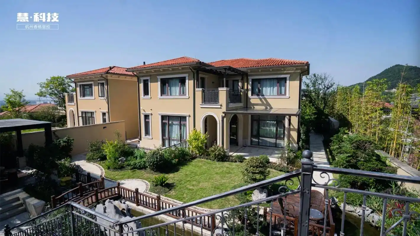 500平独栋别墅,位于杭州的项目,纯实木打造的 - 抖音