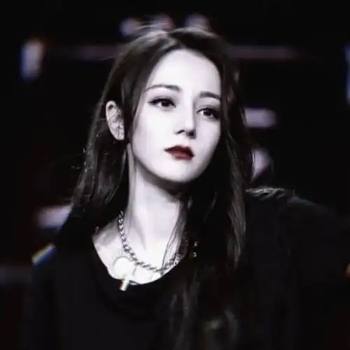 头像| 今天的微信头像非常不错,试一下|迪丽热巴|黄明昊_网易订阅