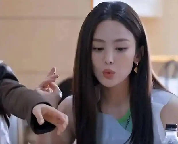 古力娜扎新恋情曝光? 疑似与小鲜肉男友同居!_张翰_感情_关系