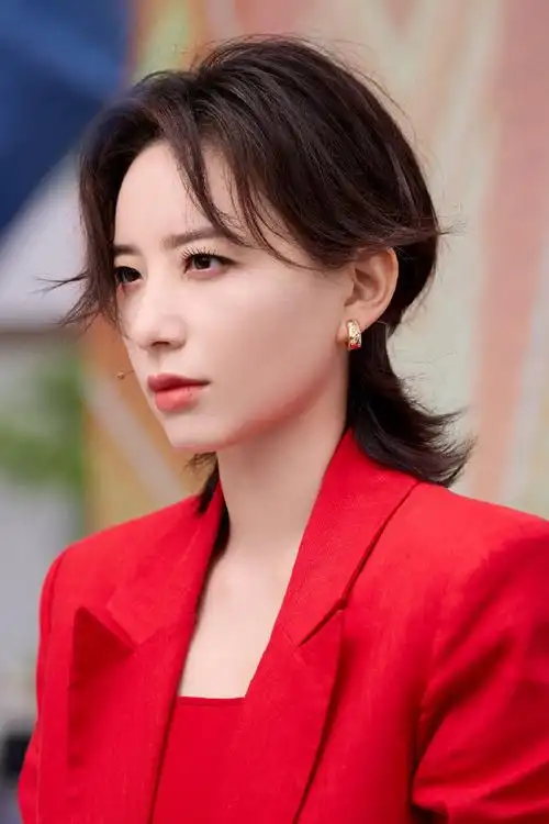 李斯丹妮日常彩蛋掉落##央视五一晚会