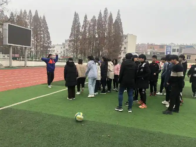 (合肥六中体育组林静敏老师公开课)