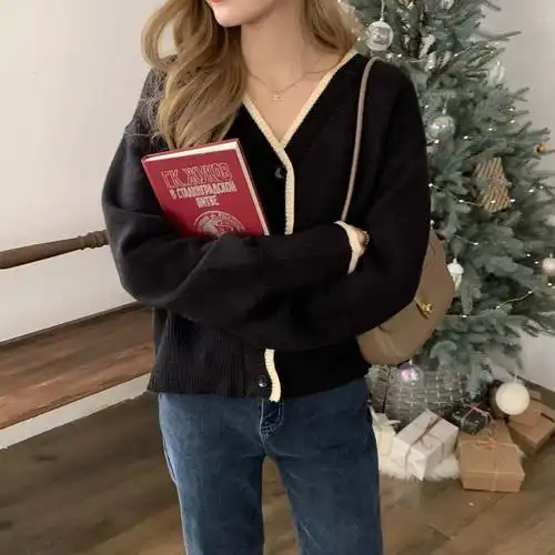 复古撞色黑色毛衣v领针织开衫薄外套女春季宽松温柔法式长袖上… - 17