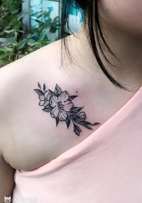 锁骨纹身 性感纹身_纹身图案手稿图片_刘本高的纹身作品集