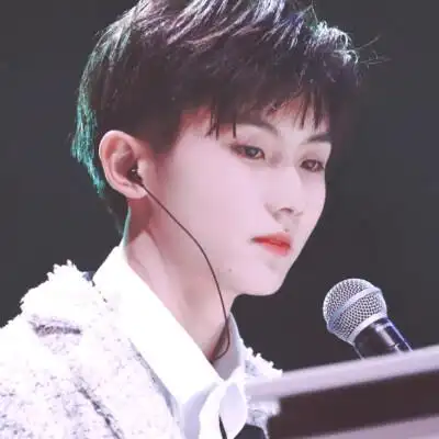 自截马嘉祺头像