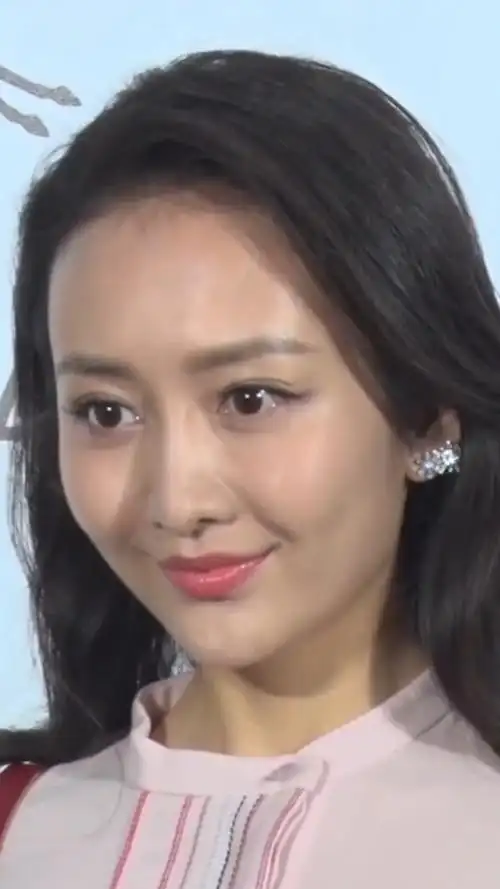 王鸥笑起来就像撒了蜜一样