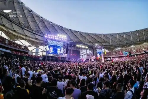 我家就在枣庄 难得有热浪音乐节(视频 图)