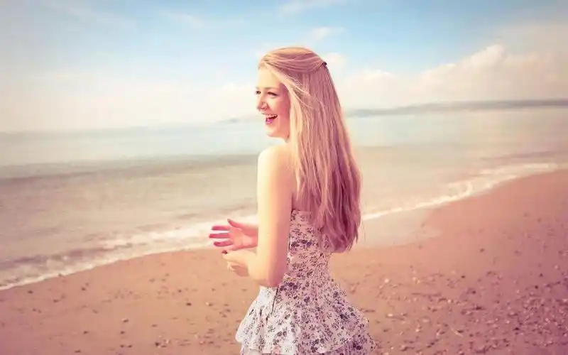 小清新欧美美女桌面壁纸