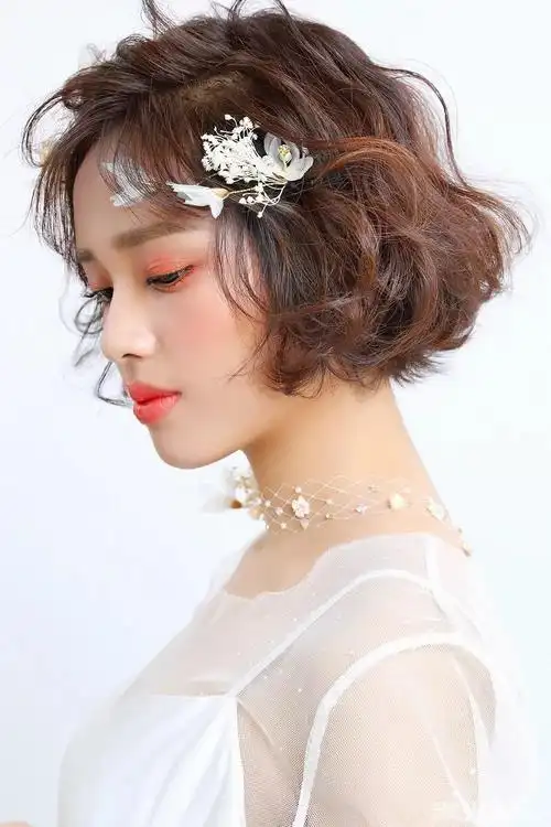 简单的短发新娘造型分享