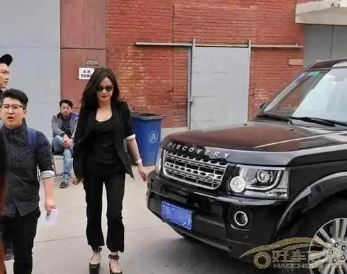 厦门揽胜行政报价118万 它的魅力连女车主都迷上了